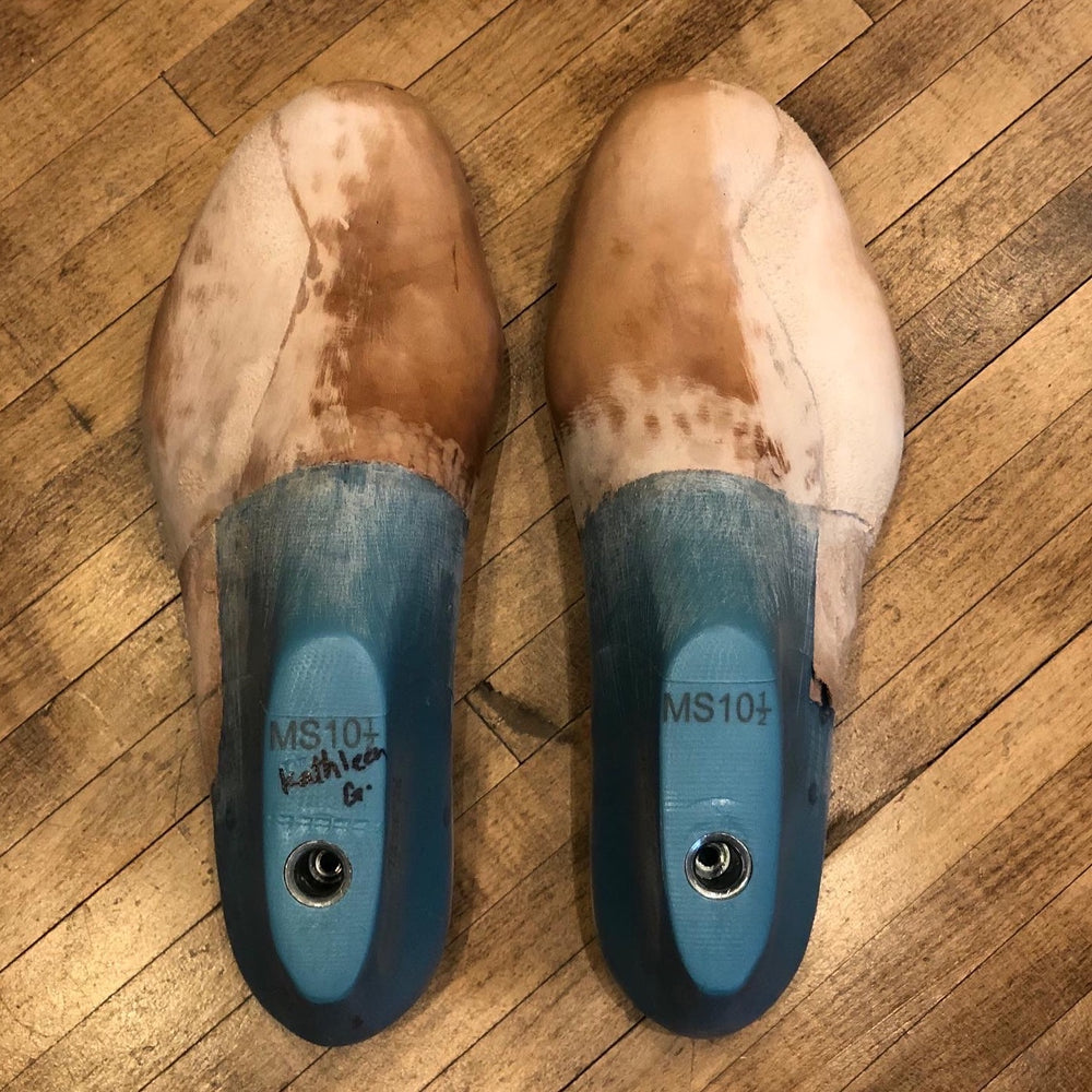 
                      
                        Custom Shoe Consultation
                      
                    