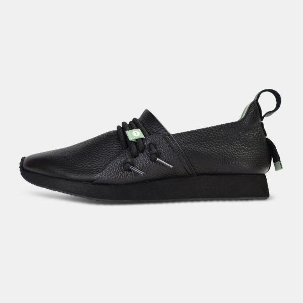 
                      
                        Women's Mateo
                      
                    